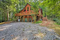 Andrews Cabin w/ Game Room & Covered Porch! - Country Houses