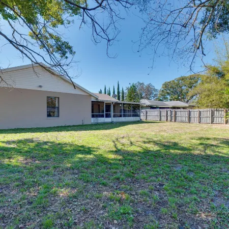 Sunny Florida Escape with Patio Near Disney World!