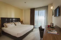 Aqua Hotel Hotel in zona Coconuts