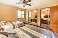 Lake Harmony Resort Home w/ Deck + Fire Pit! - Beach