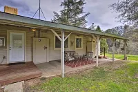 Cozy Home w/ Patio Near Yosemite National Park! - Pet friendly