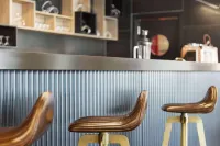 Ramada Plaza by Wyndham Batman - bar