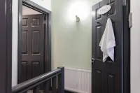 Fully Refurbished North Belfast Home 2 Hôtels à : Newtownabbey