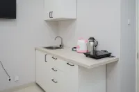 Cozy 1Br at the Ayoma Apartment Hotel di Ciseeng