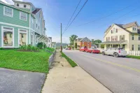 Epic Brunswick Apartment with Deck! - 3-Star