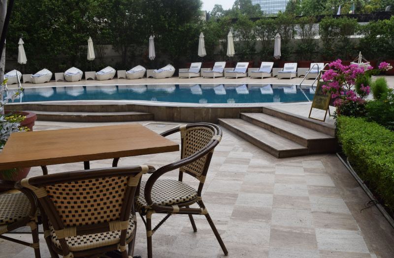 Hotel the Royal Plaza photo 5