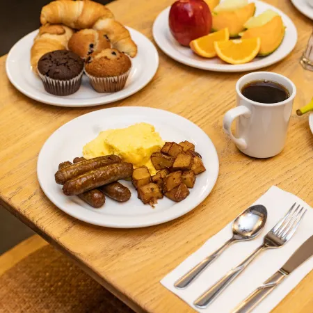 Huntingdon Hotel and Suites