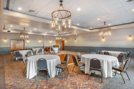 Comfort Inn & Suites Logan International Airport
