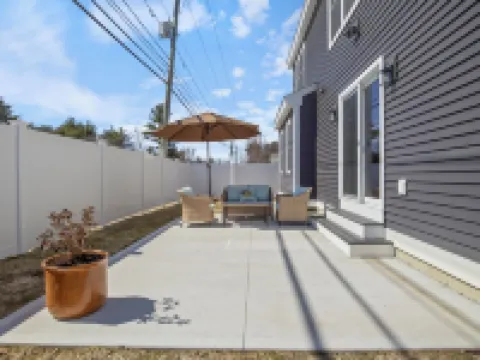 Cool New Dover Home ドーバーのホテル