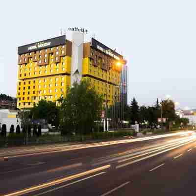 Hotel Holiday Hotel Exterior