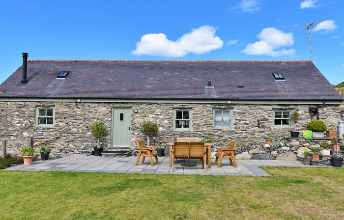 Moelis Barn