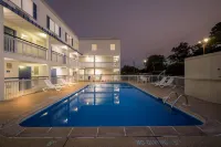 Days Inn by Wyndham Chattanooga/Hamilton Place - Uima-altaat