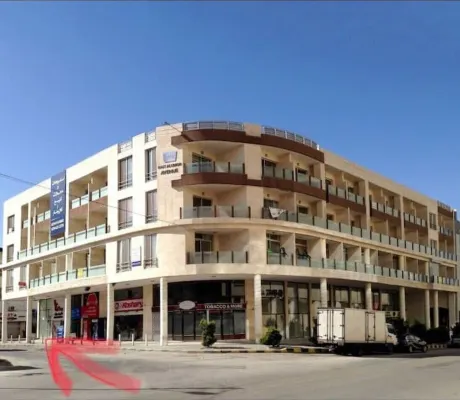 Luxurious studio 13 mins to downtown - few steps to great foods, cafes, shops