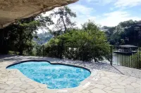 Tree House on Lake Travis #15