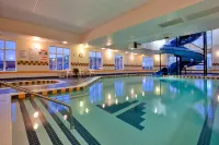 Holiday Inn Express & Suites Airport-Calgary