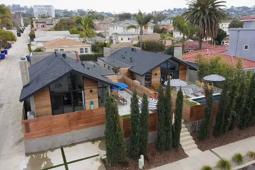 Hamilton II by AvantStay Beach House Rooftop Deck Newly Renovated Bungalow - مطابخ