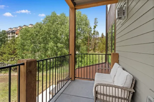 Clearwater Lofts #105, Building 1 by Summit County Mountain Retreats