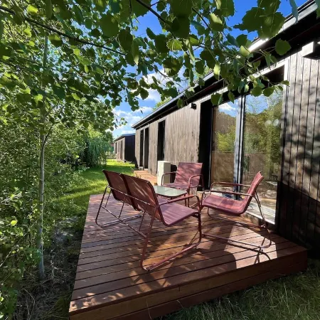 Lovely and modern house with private garden at lake Grimnitz