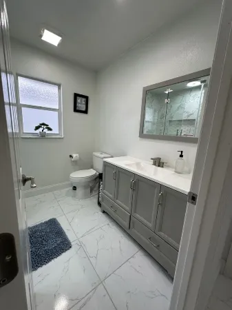 Cozy little apartment in Sprin Hill!