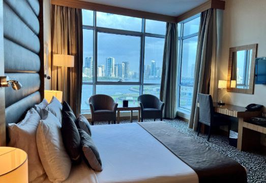 4. 콥톤 호텔 샤르..