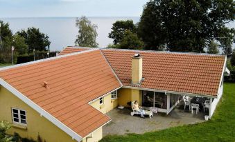 Modern Retreat by Water - by Traum Ferienwohnungen