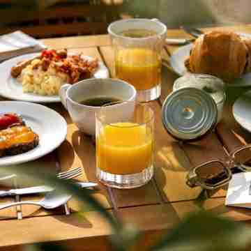 Alfred Hotels Monaco Dining/Meeting Rooms