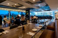 Elite Gold Coast Hotels in Merrimac