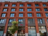 Aparthotel Adagio Toulouse Centre la Grave Hotels near Fil A la Une