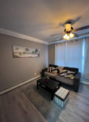 4-bedroom apartment near Airport Hotels in Hillside