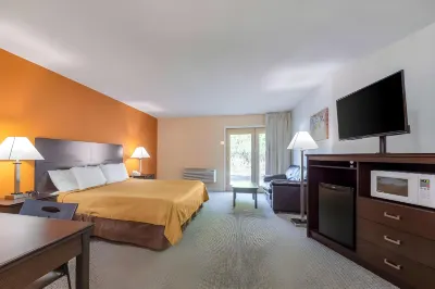 Econo Lodge Lakeshore