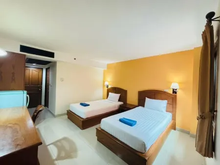 JingJo Hotel Lang Suan Отели в г. Район Ланг Суан