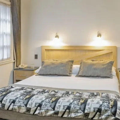 Hotel El Rosedal Hotels near Cerro San Cristobal