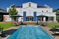 Town Lodge George - ที่มีสระว่ายน้ำ