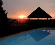 Relaxing, peaceful house in Calvert County, Md close to beach towns and DC.