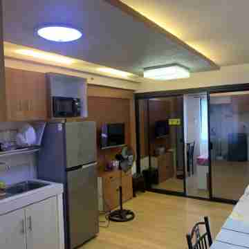 Lovely 1a-1bedroom w/ pool Others