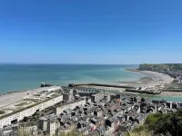 Vue Panoramique sur la mer et les Falaises