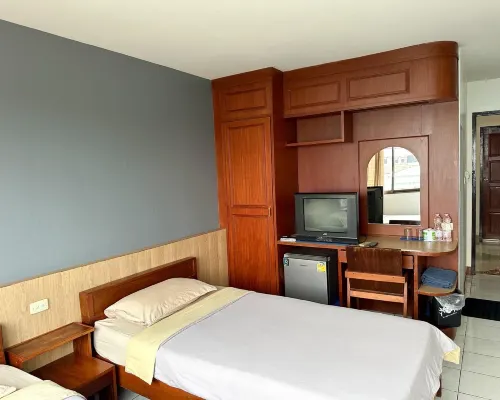 Sirimongkol Hotel Hotels in Kabin Buri