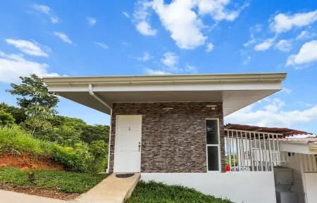 Apartment #3 -1-bedroom apartment with WiFi, AC in tranquil Tarcoles