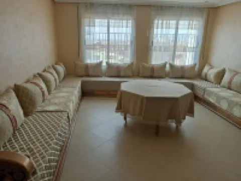 Appartement familial au centre ville. Hotels in Nador