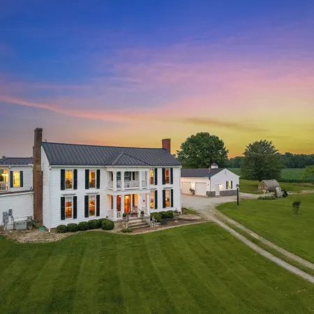 New Hot Tub • 5Br Estate Near Bourbon Trail w/History