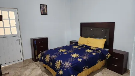 "El Rio" HouseA tan solo 5 minutos de la Misión Jalpan de Serra.