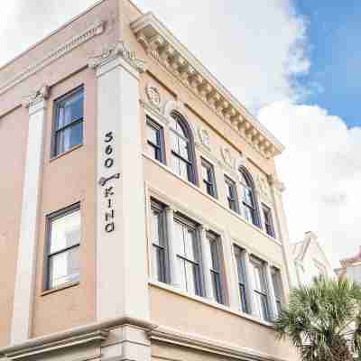360 King Boutique Suites Hotel Exterior