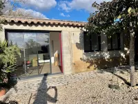 Magnificent T2 Furnished House فنادق في Eguilles