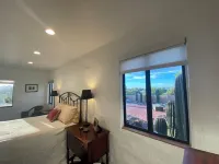 3-Bed, 3-Bath Tucson Home: Spacious, Sunny, Outdoor Living in Catalina Foothills