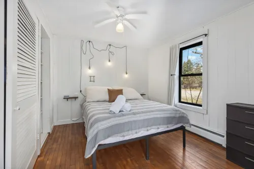 Welcome to the Black Loon. A charming 3-bedroom Mountain Bike home in Crosby