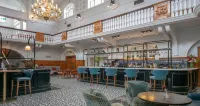 Best Western Chilworth Manor Hotel - Bar