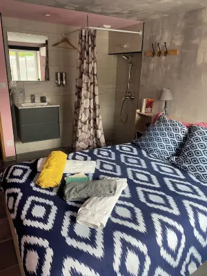 Les camélias Au porte de Chambord 4 people Hotels in Maslives