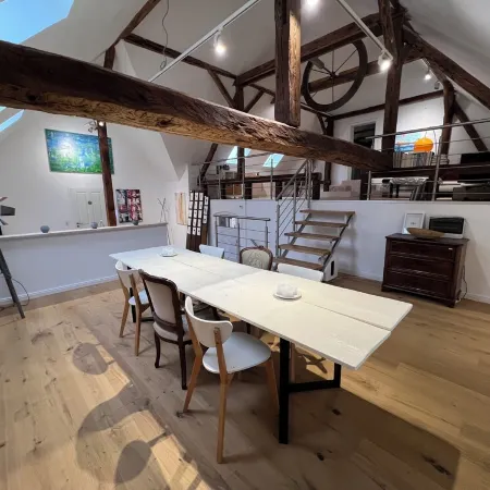 Vacation apartment & studio with outdoor lounge & barbecue