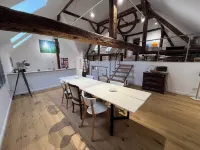 Vacation apartment & studio with outdoor lounge & barbecue Các khách sạn ở Oebisfelde