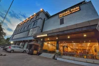 Foxoso Fiori Hotel Hotel in zona Akshardham Temple
